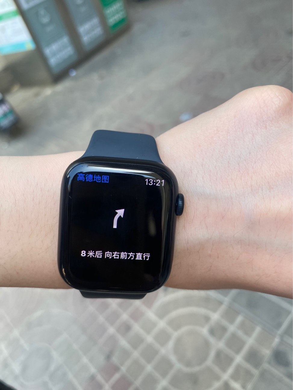 高德地图推出Apple Watch版骑步行导航信息抬腕即知(图2)