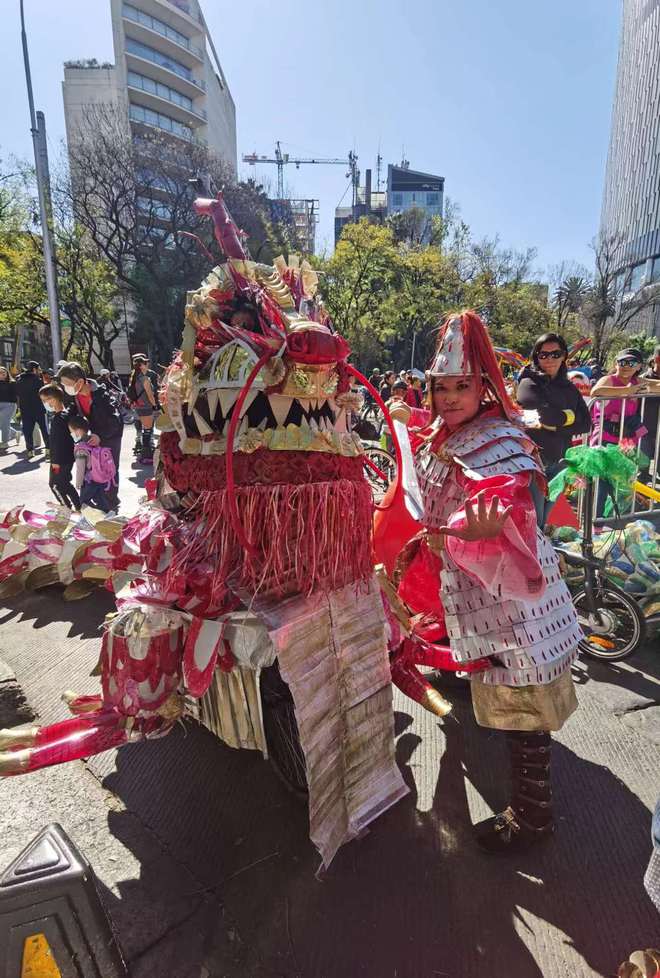 自行车运动遇上生肖文化第七届龙年“自行车生肖装饰大赛”在墨西哥城举办(图2)