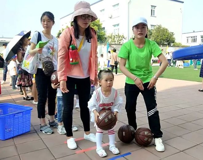 彩绘大运丨锦宝娃“拍了拍”你来看看幼儿们如何童画大运！(图4)