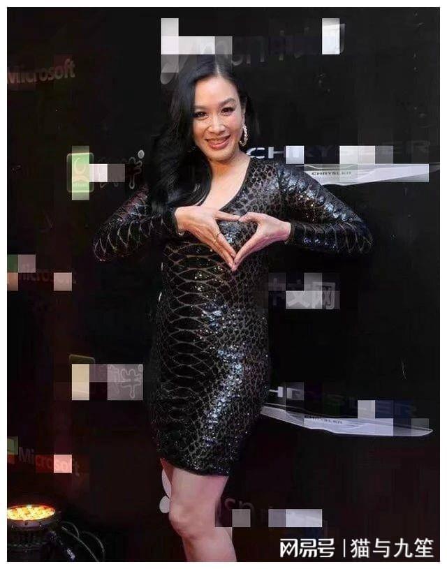 开元棋盘骨感美盛行体型压力如何影响女性与明星？(图4)